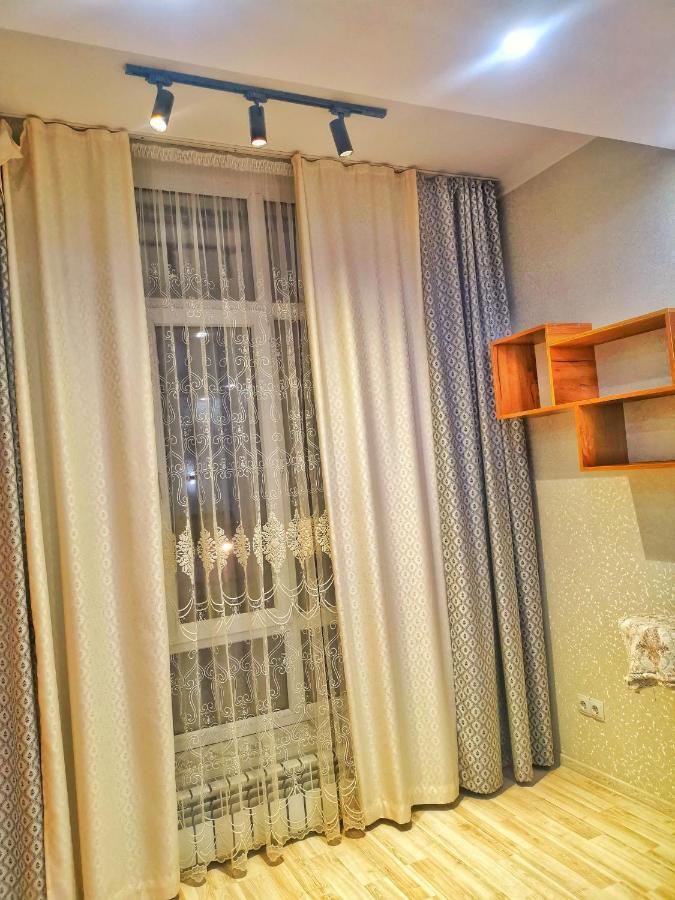 Central Apartment Bishkek Exterior foto